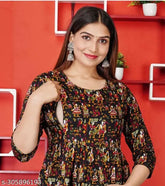 Rayon black printed maternity kurta with three-quarter sleeves, Indian fashion for pregnant women